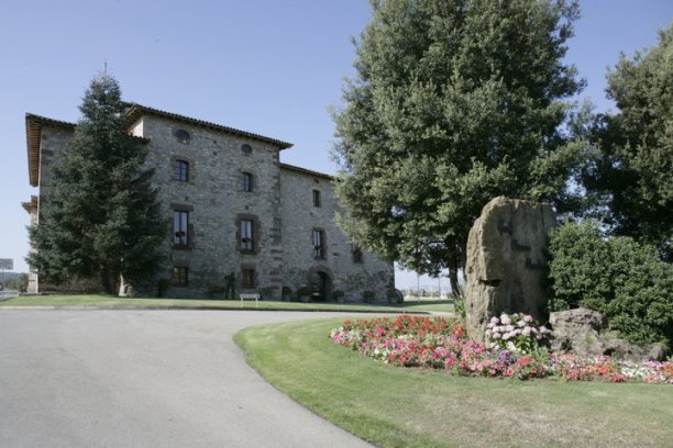 1495527_1431658990400209_1337140825_n